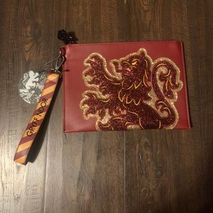 Danielle Nicole Harry Potter Gryffindor Wristlet